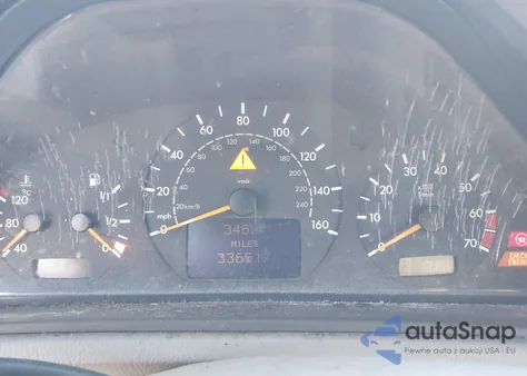 2000 Mercedes-Benz Clk 320 from USA, damaged, VIN WDBLK65G1YT047045